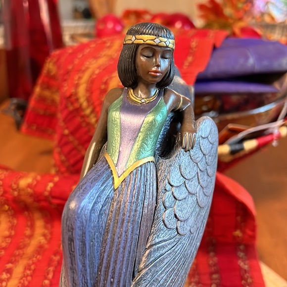 Mahogany Princess 1999 Pegasus Enesco NWT - Picture 4 of 4